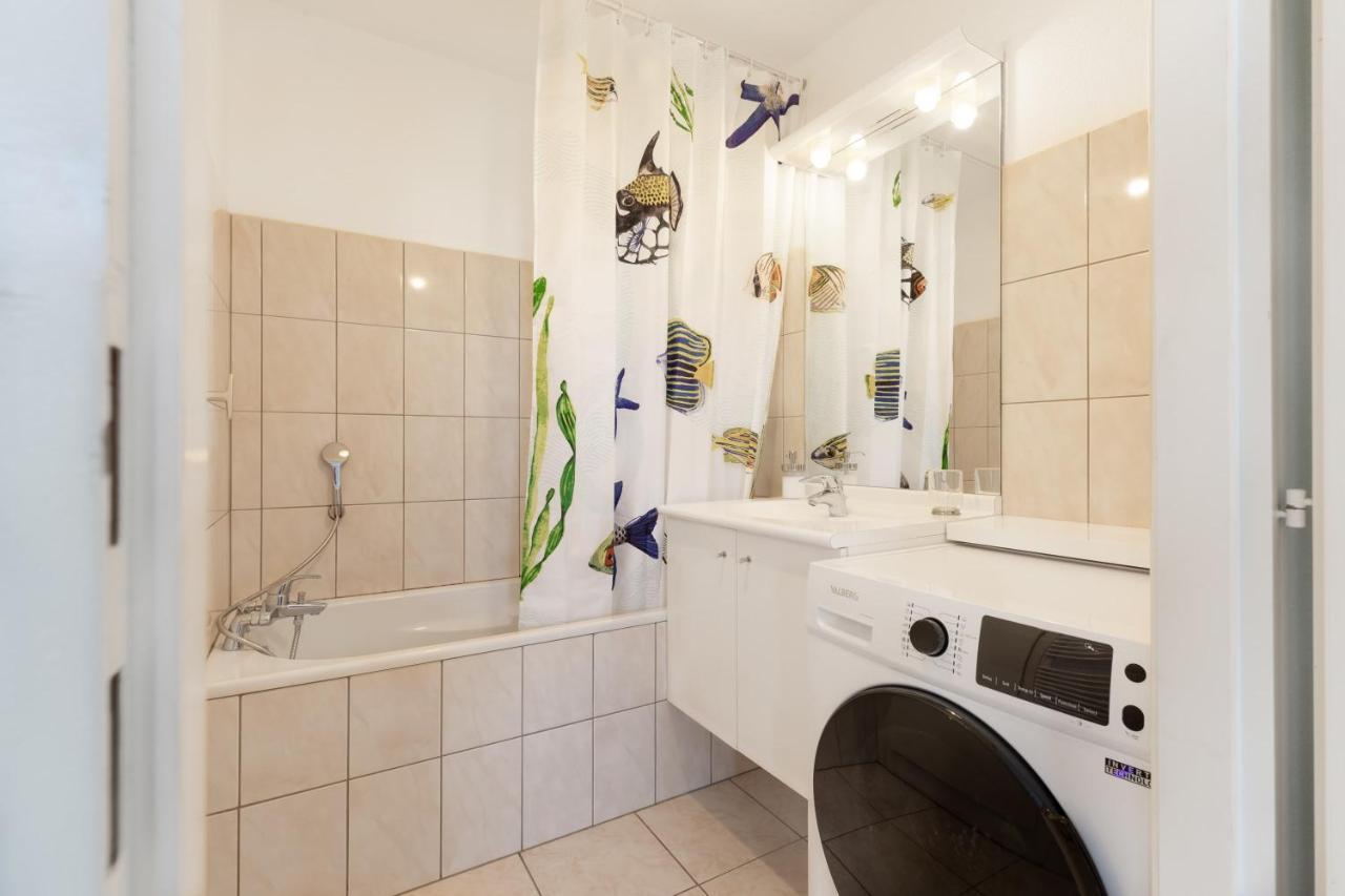 Travel Homes - The Nils, Cosy & Cute With Parking Кольмар Экстерьер фото